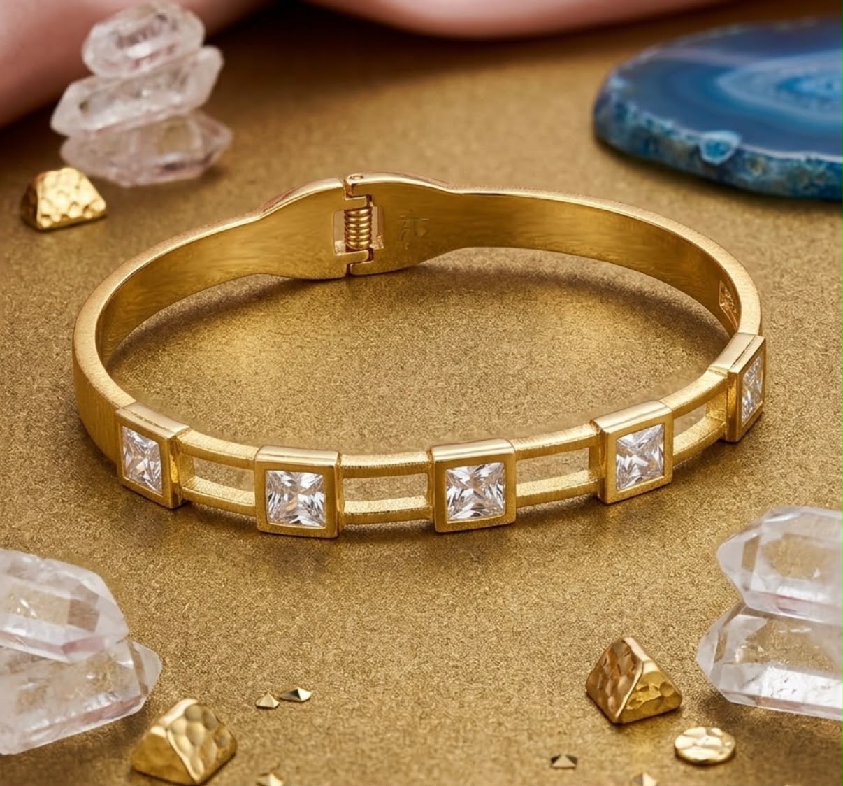 IMG-20261023-WA0037 Golden bracelet - Image 1