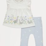George Spring frill shoulder T shirt leggings Outfit