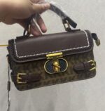 Crossbody bag - Image 2
